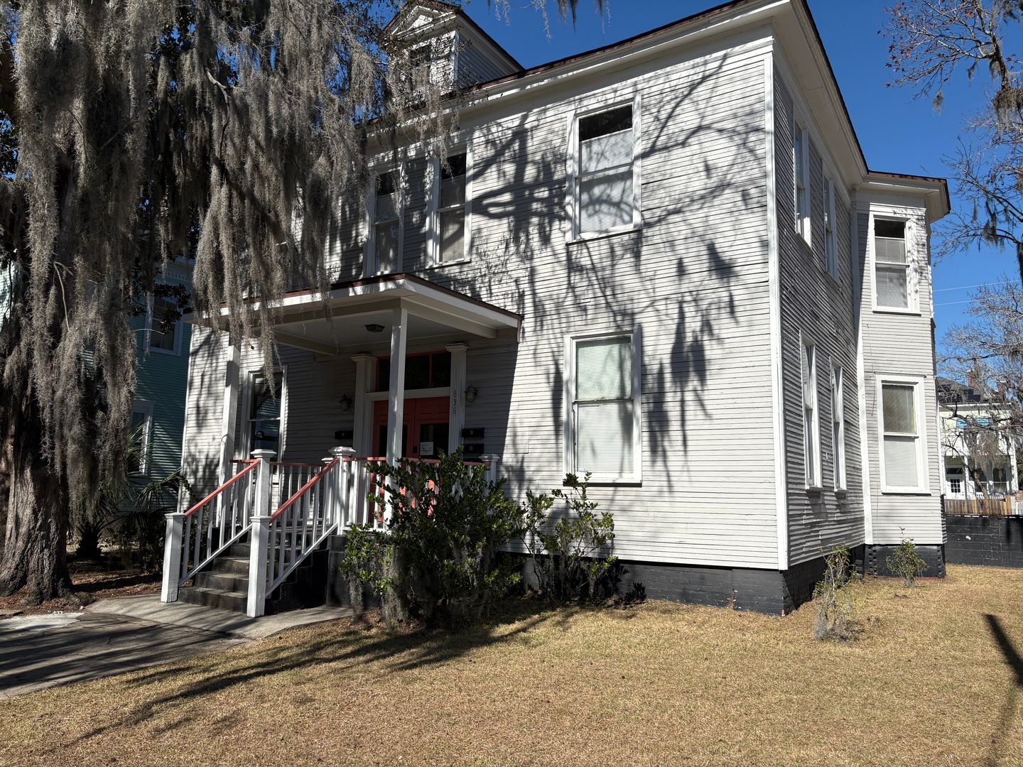 Savannah House: 836 E Henry Street Apt C