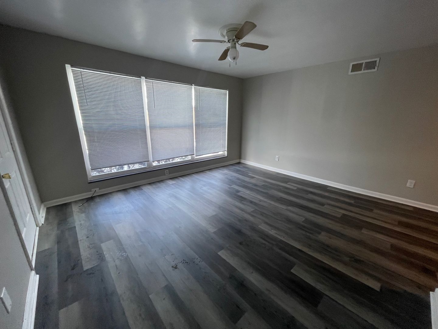 Lexington Apartment: 1033 Cross Keys Rd