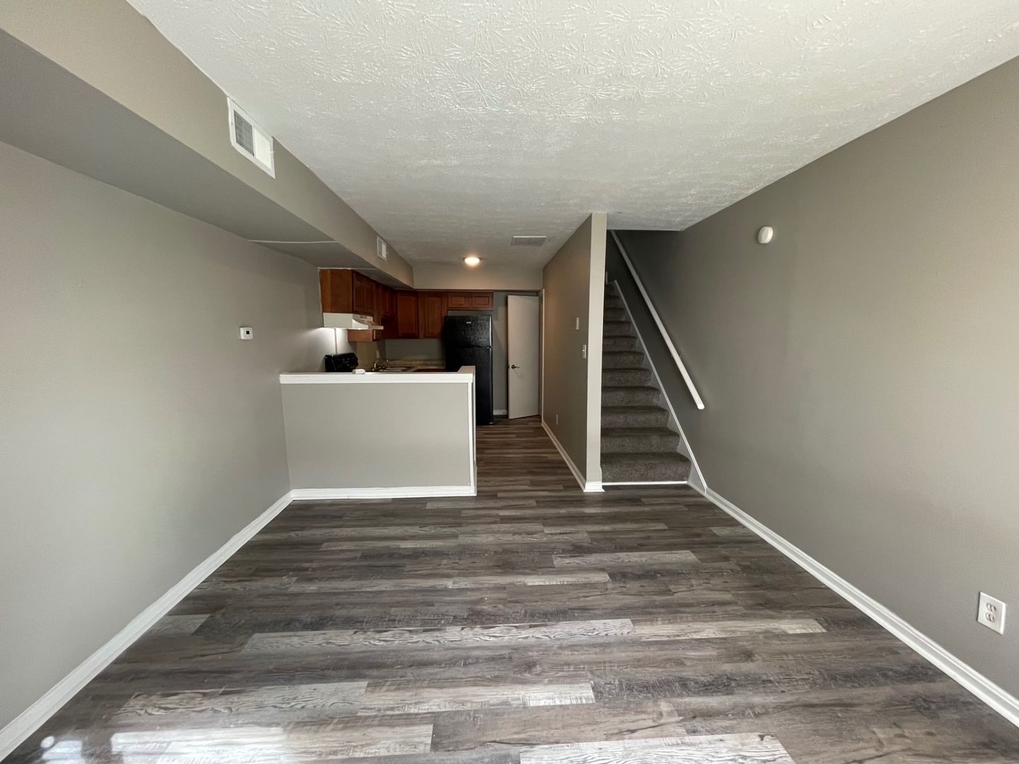 Lexington Apartment: 1025 Cross Keys Rd