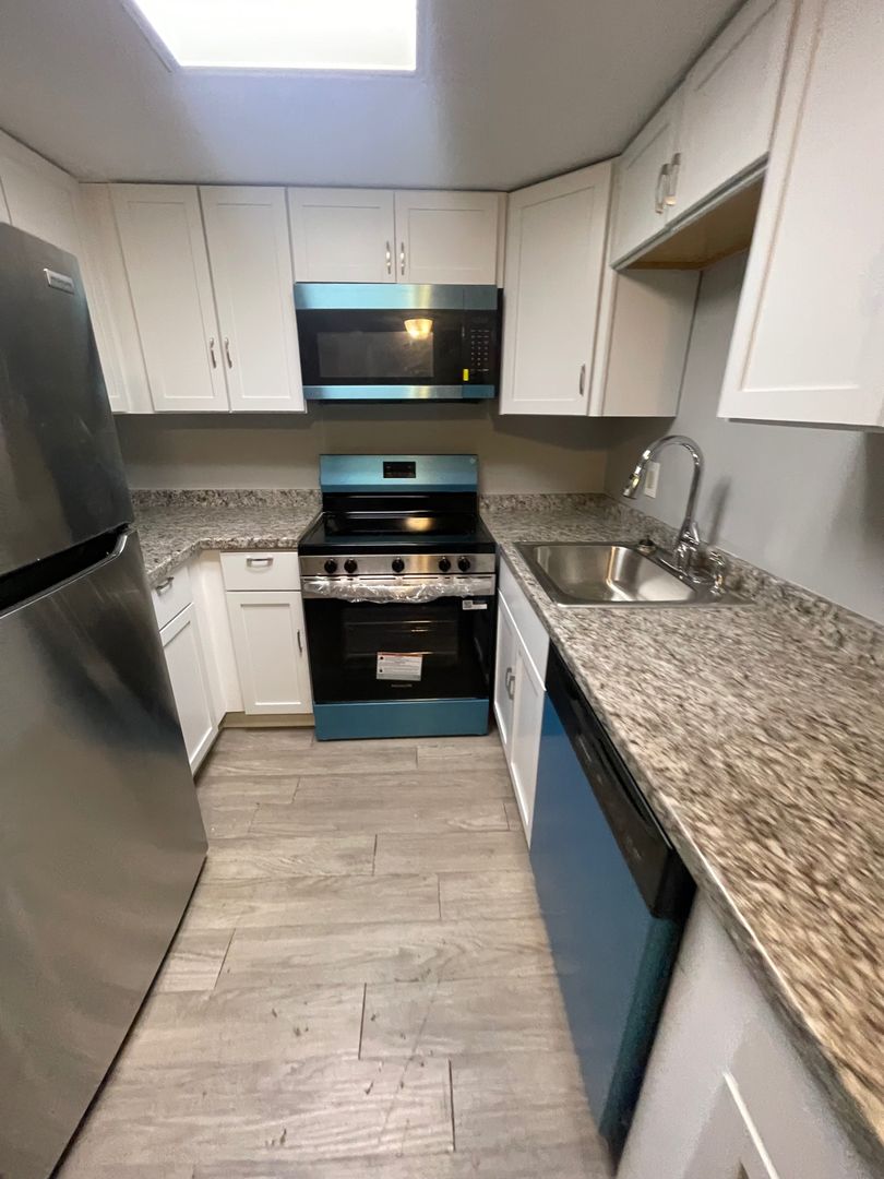 Louisville Apartment: 735 South 2nd Street