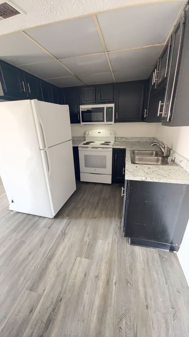 Louisville Apartment: 735 South 2nd Street