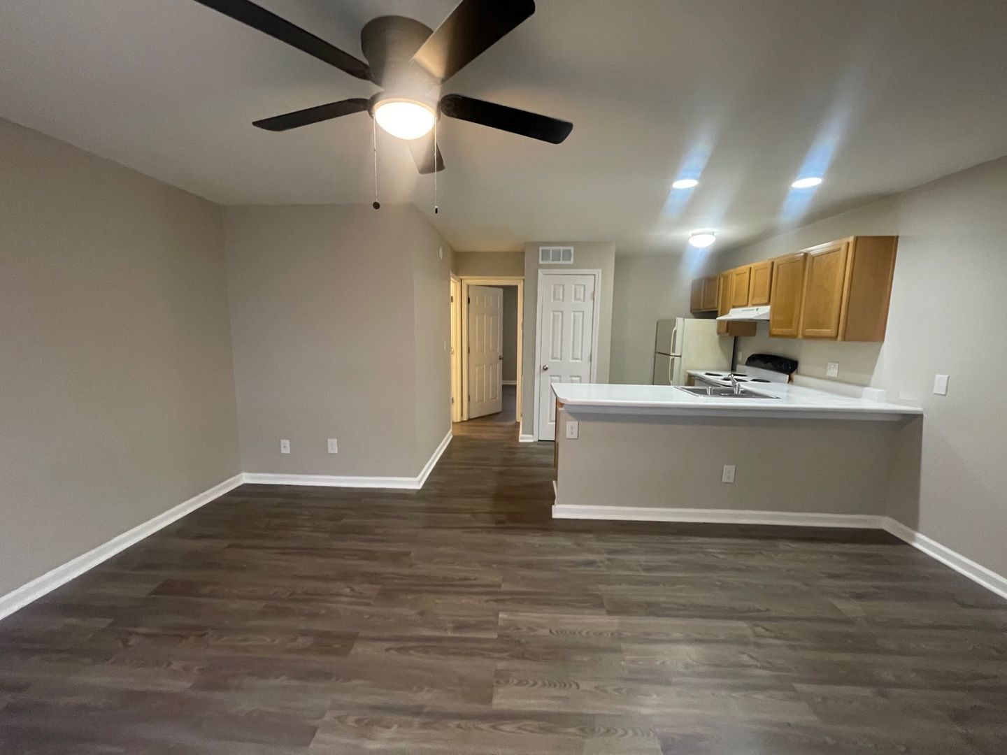 Georgetown Apartment: 113 Pine Tree Path