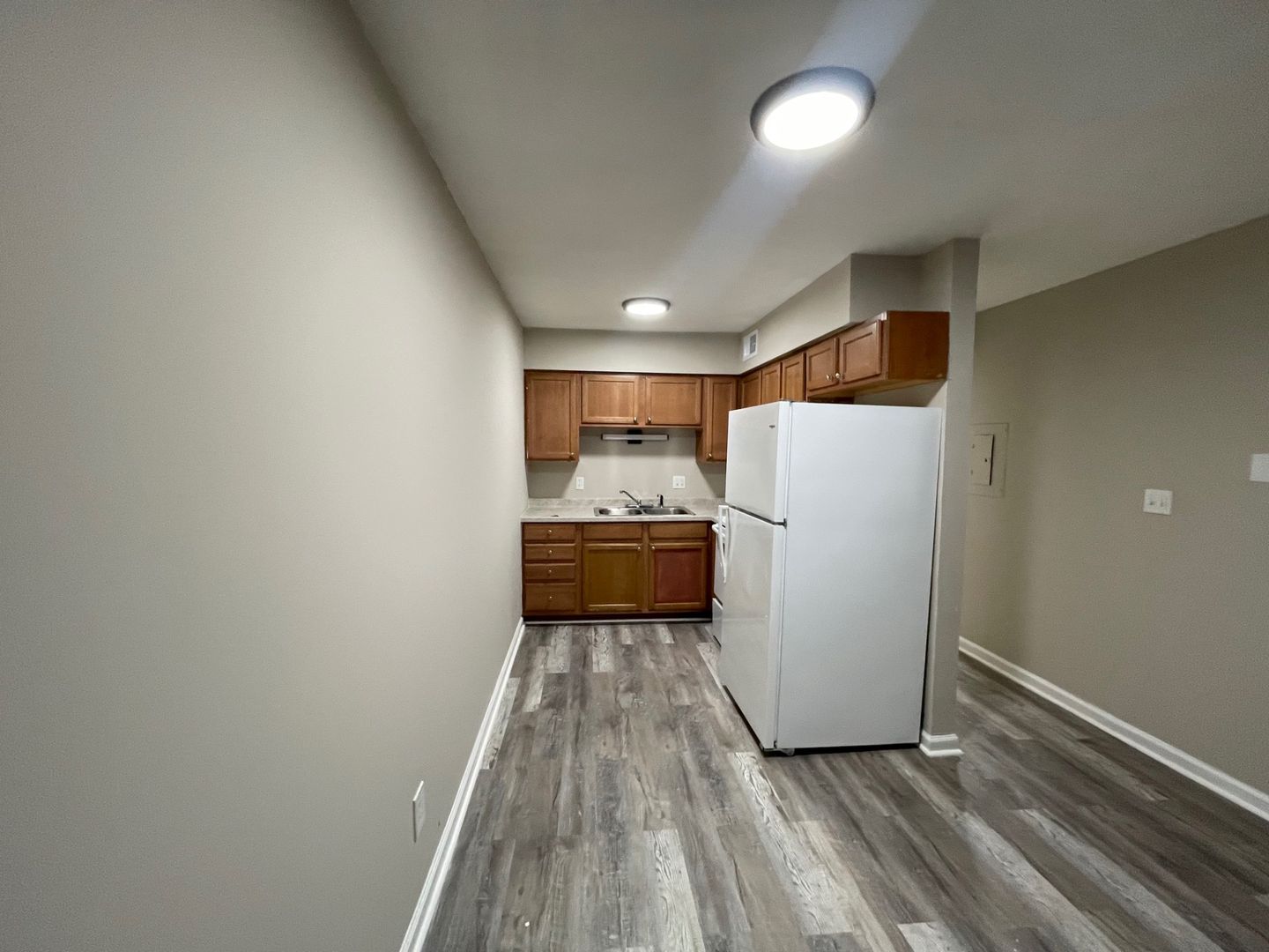Lexington Apartment: 1598 Martha Ct