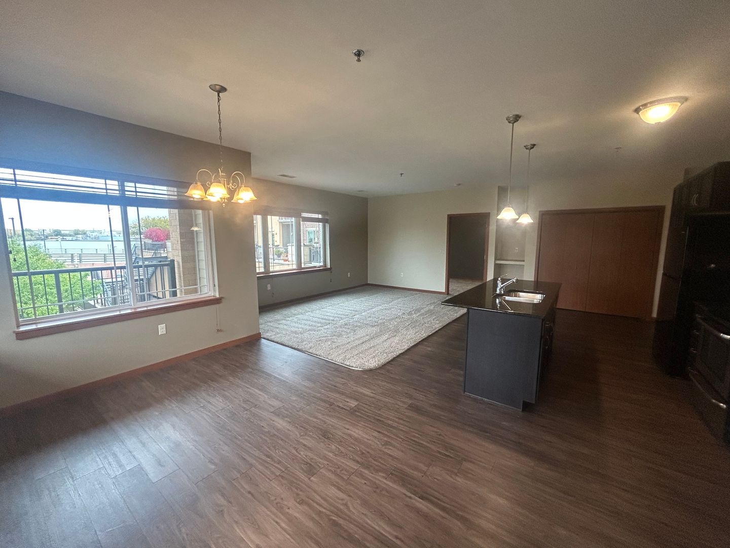 Green Bay Apartment: 401 N. Washington Street