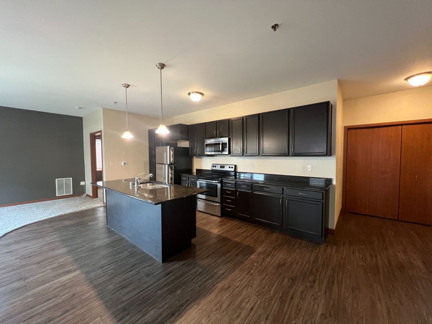 Green Bay Apartment: 401 N. Washington Street