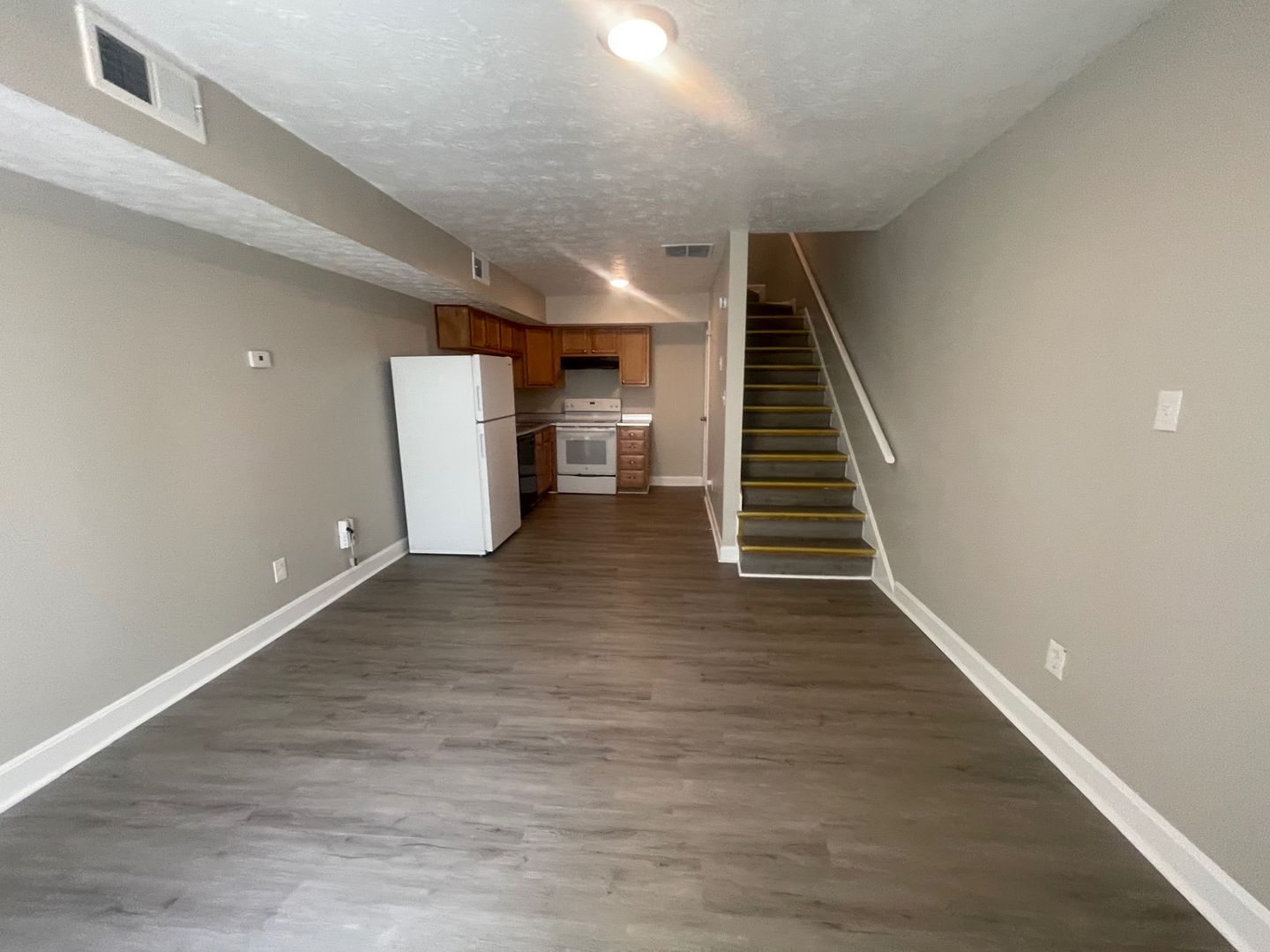 Lexington Apartment: 1029 Cross Keys Rd