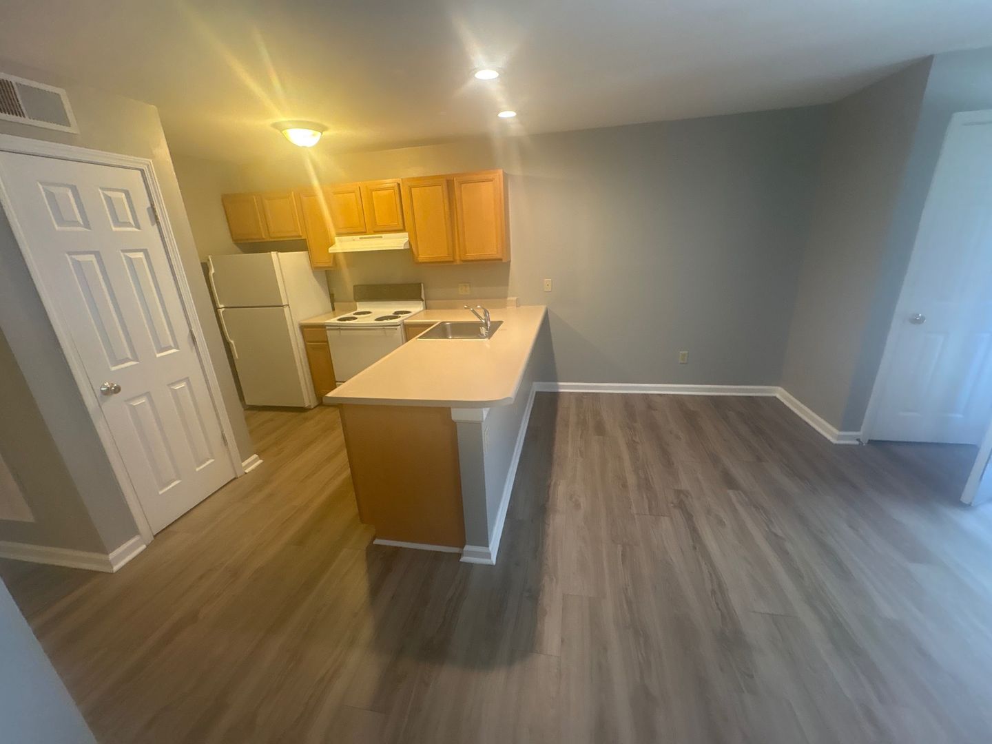 Georgetown Apartment: 113 Pine Tree Path