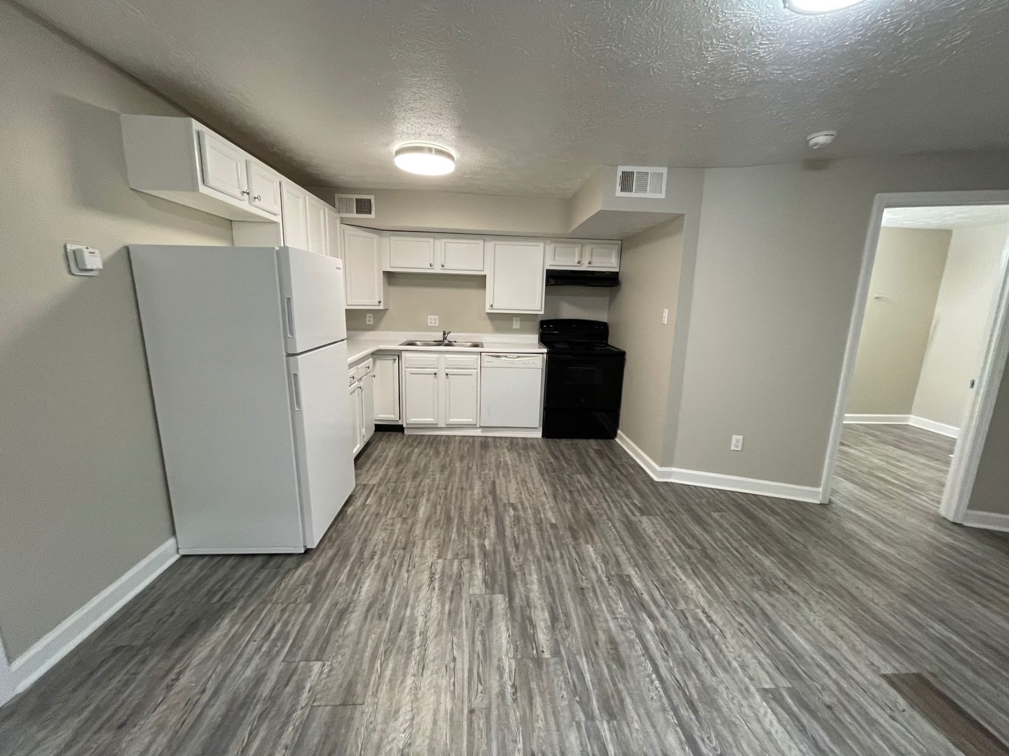 Lexington Apartment: 1029 Cross Keys Rd