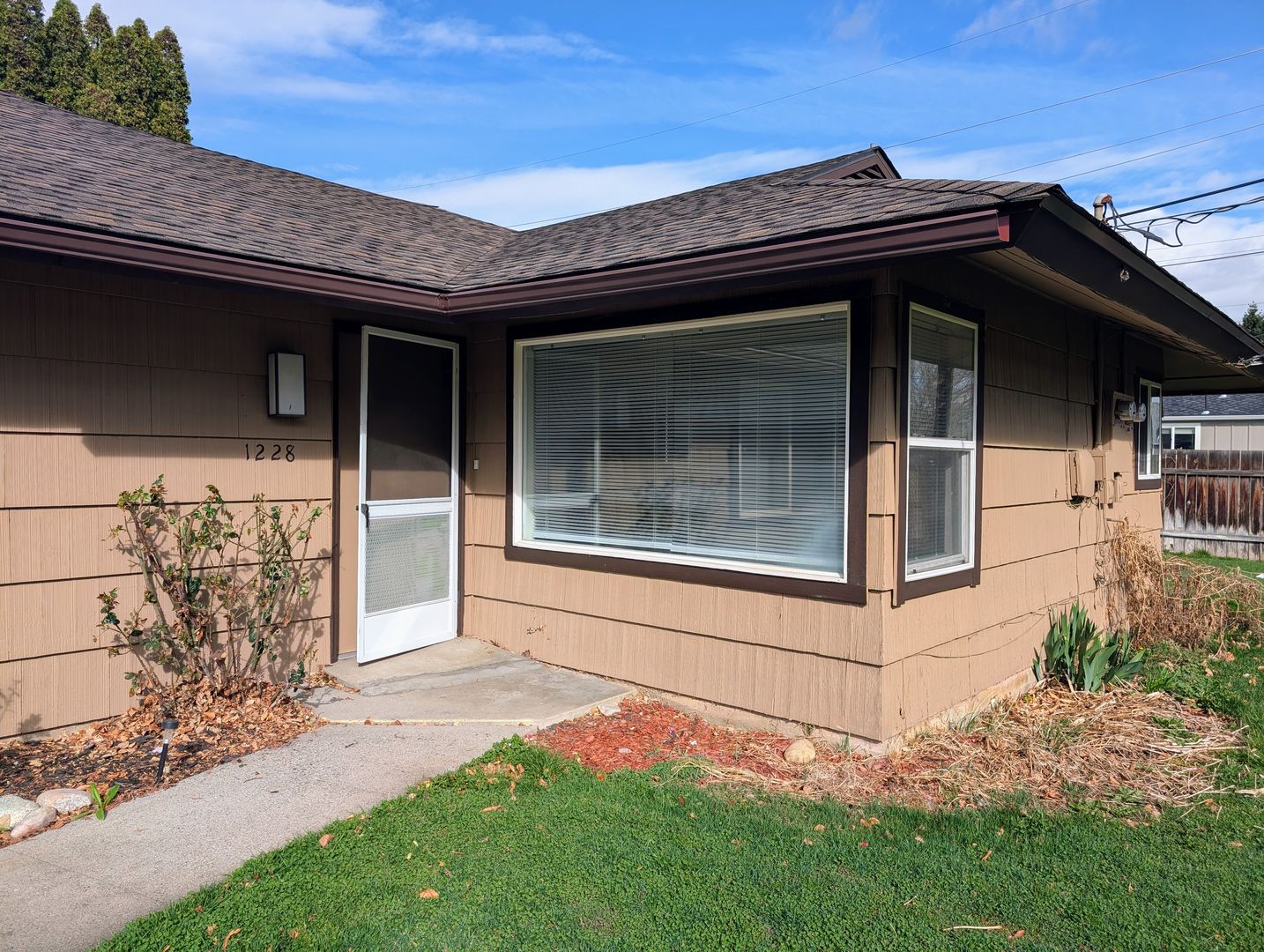 Wenatchee Apartment: 702 Gellatly St.