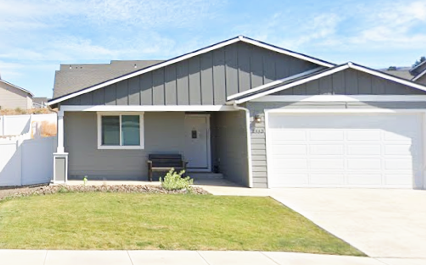 East Wenatchee House: 2443 3rd St. SE