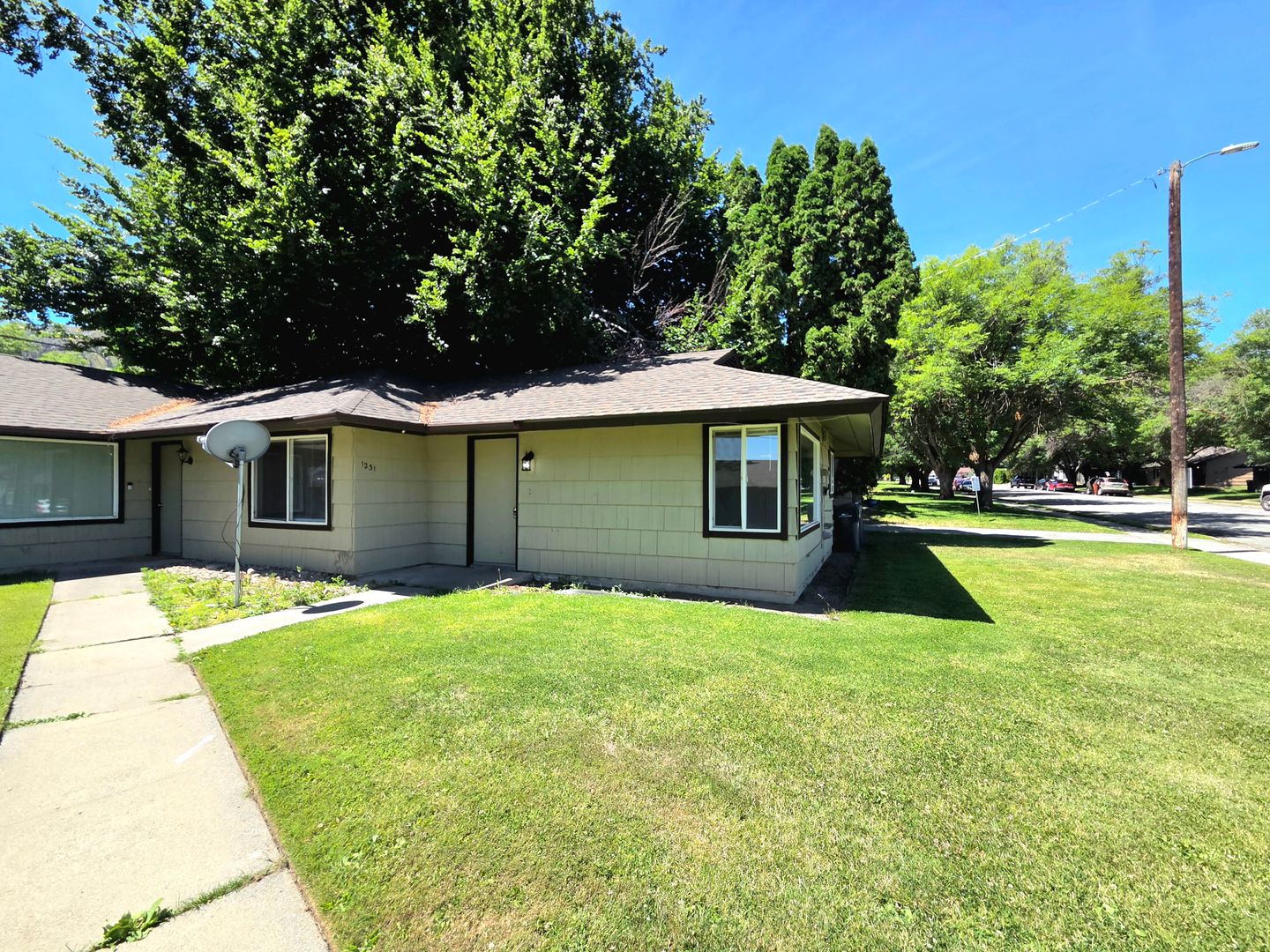 Wenatchee Apartment: 702 Gellatly St.