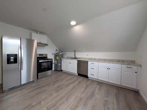 ** MOVE-IN SPECIAL!! + Newly Renovated ** 2-Bed, 1-Bath Upstairs Apartment ~ Washer & Dryer Included! – photo 1
