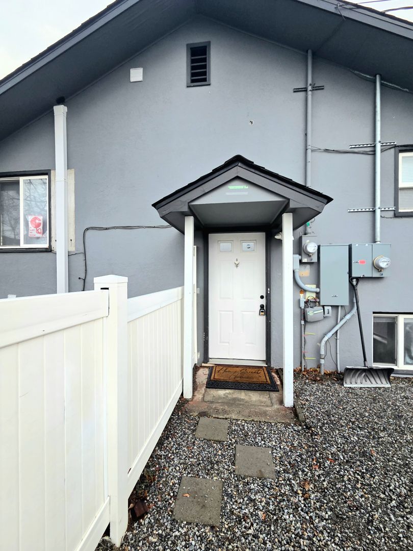 Wenatchee Apartment: 300 S. Franklin Ave.