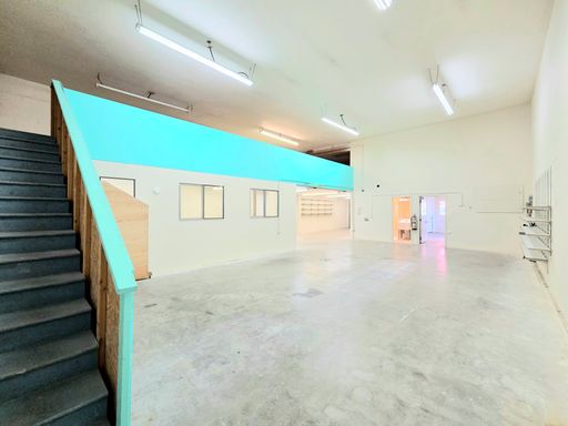 Office Space w/ 2k Sq. Ft. Shop! Cashmere!