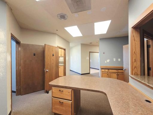 Commercial Space in Emerson Professional Building! – photo 1