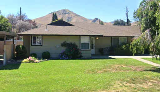 VERY RARE Three Bedroom Duplex for Rent in Cherry Manor!! + Fully Fenced Backyard!! – photo 1