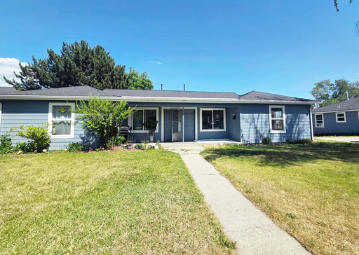 Newly Renovated Two Bedroom Duplex on Yale Ave! Water, Sewer and Landscaping Included! – photo 1