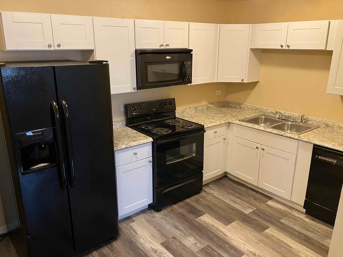 Littleton Apartment: 368 W Powers Ave