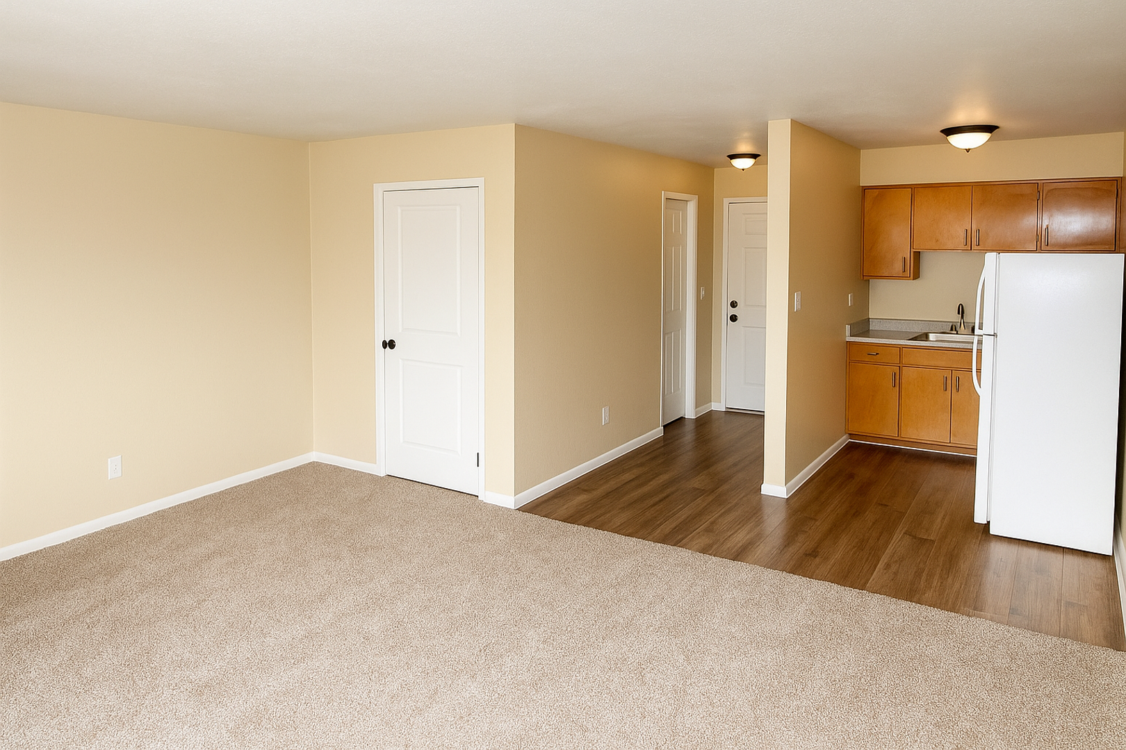 Littleton Apartment: 258 W Powers Ave