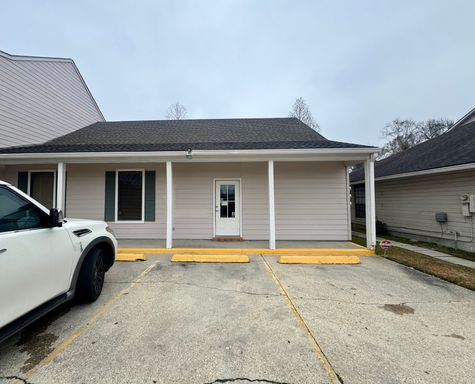 Office Suite on Old Hammond Hwy - Office Rooms + Lobby + Kitchenette – photo 1