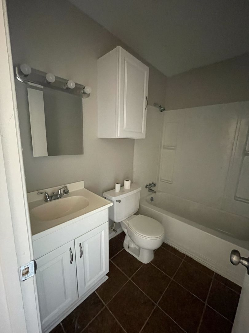 Baton Rouge Apartment: 4546 Alvin Dark Ave.