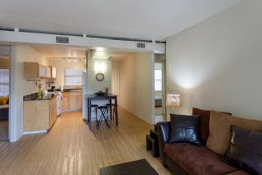 3BR 1.5BA – photo 1
