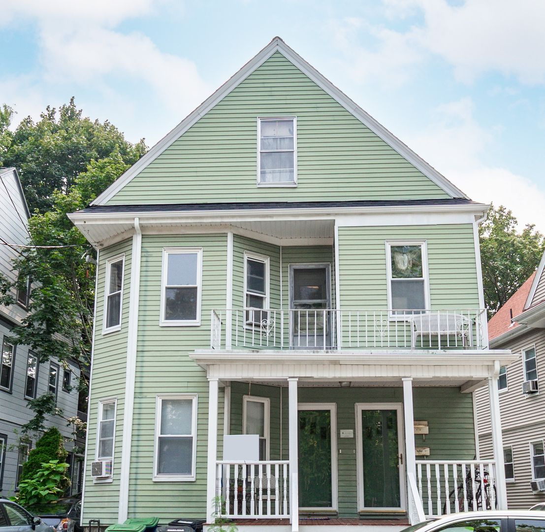 Somerville Apartment: 22-24 Aberdeen