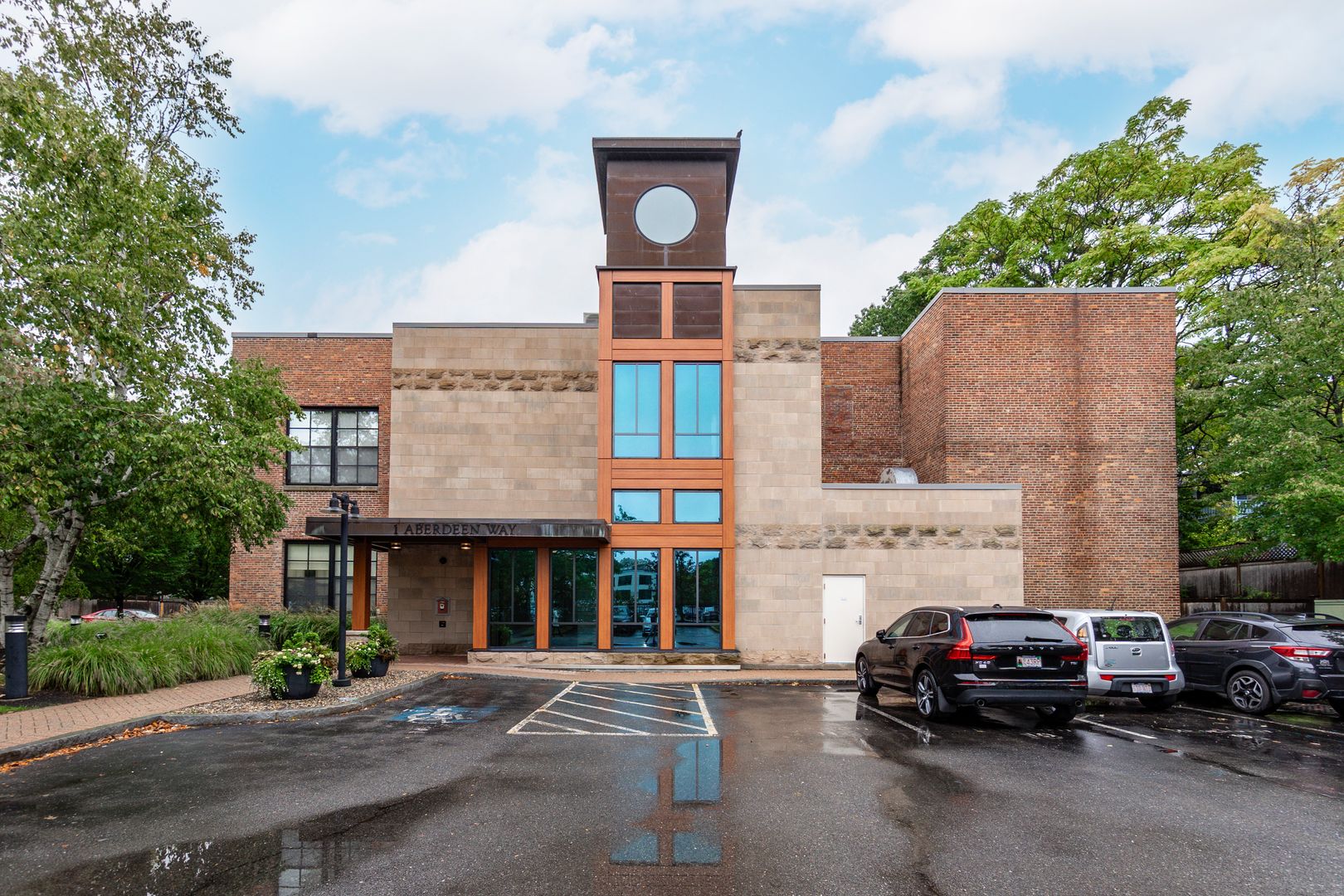 Cambridge Apartment: 1 Abderdeen Way