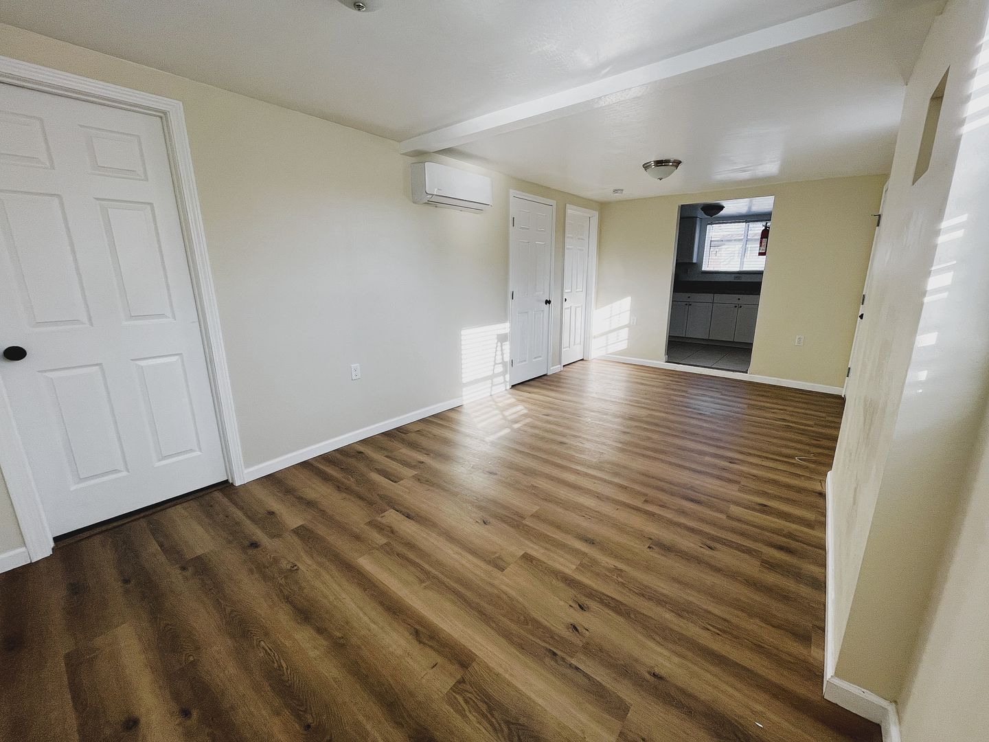 Bakersfield Apartment: 313 Washington Ave