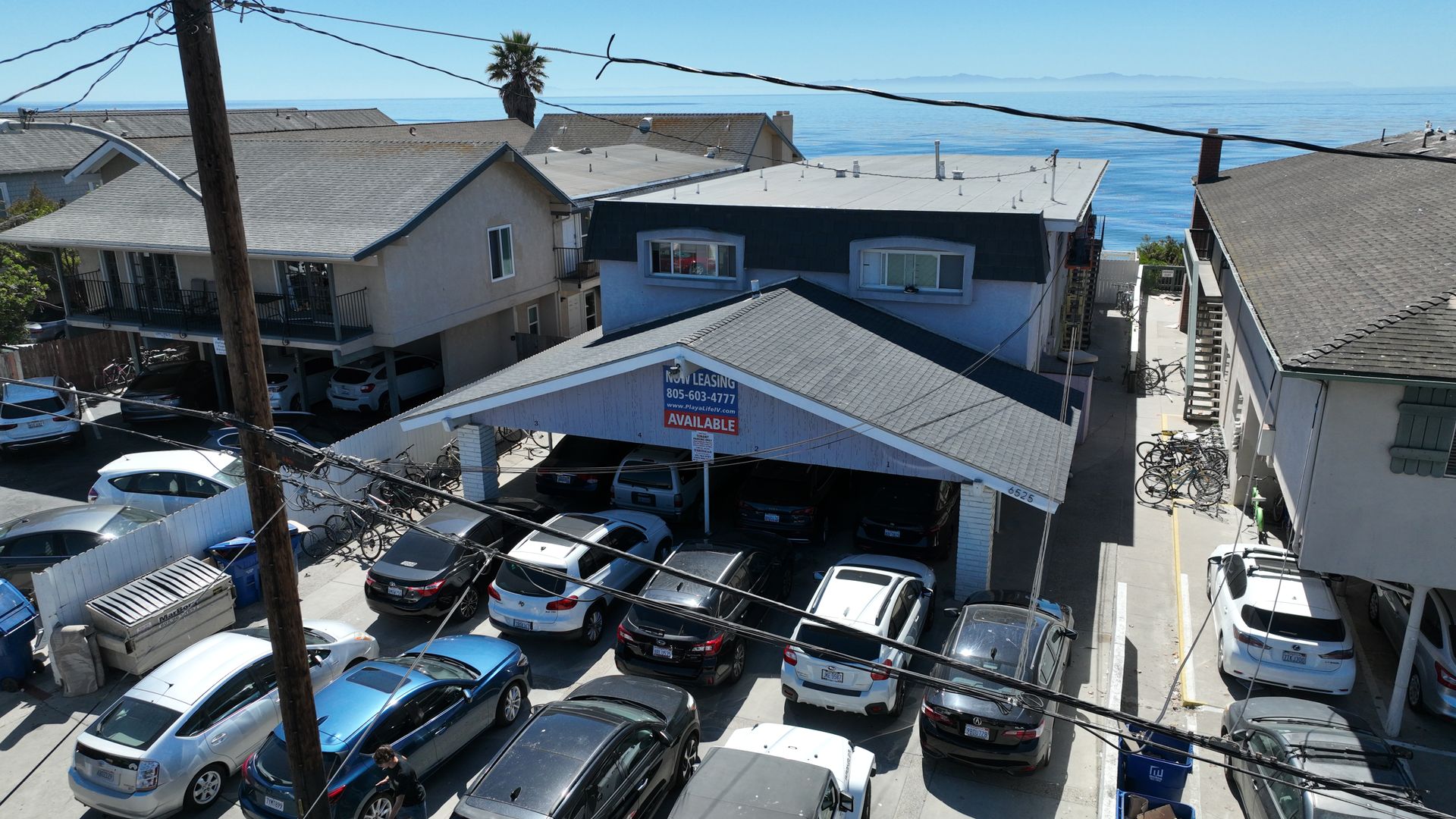 Goleta Apartment: 6525 Del Playa