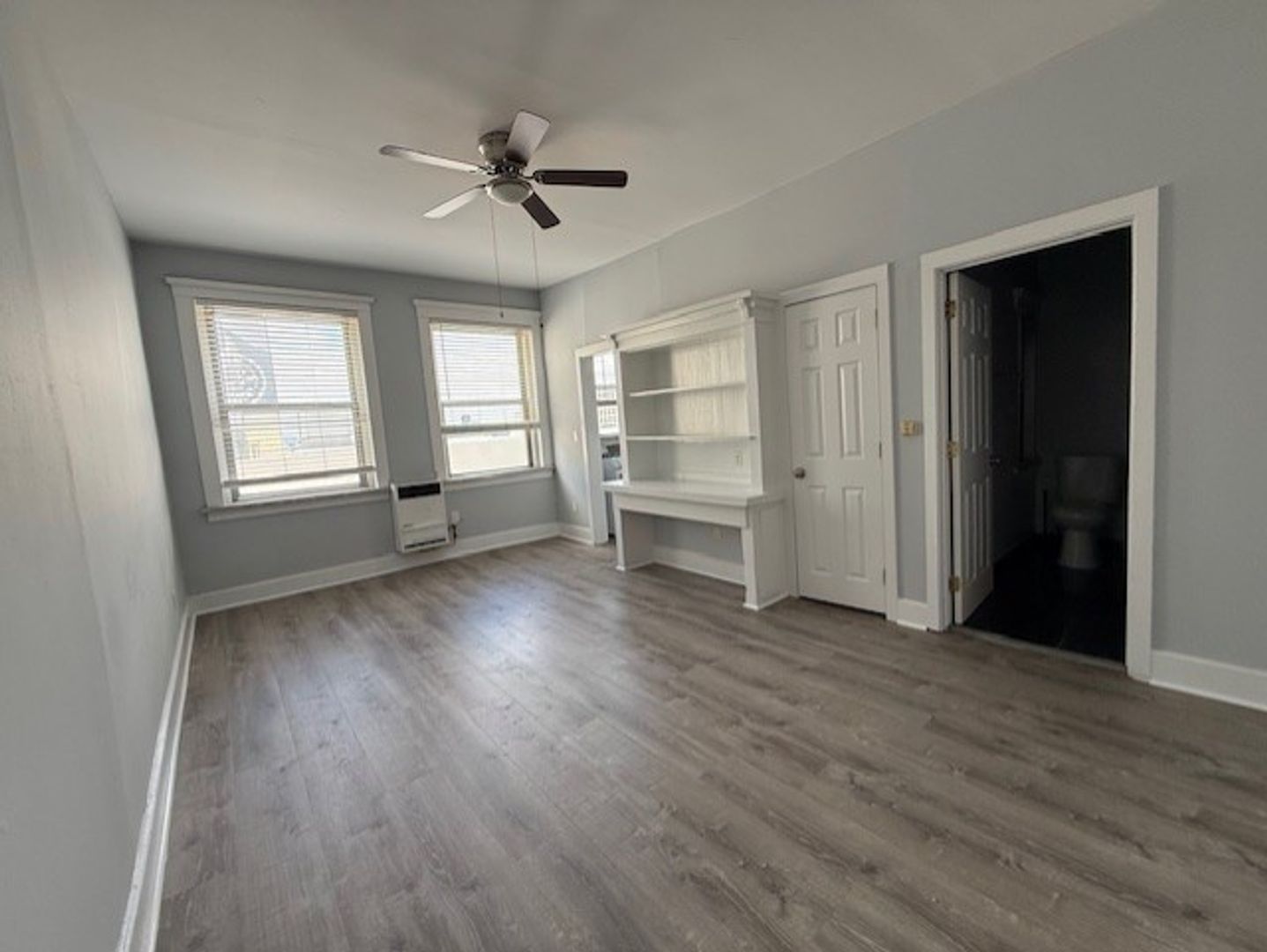 Los Angeles Apartment: 1813-1839 S. Main Street