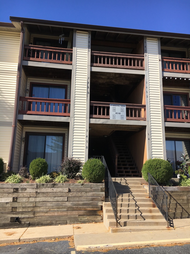 St. Peters House: 1460 Summergate Pkwy