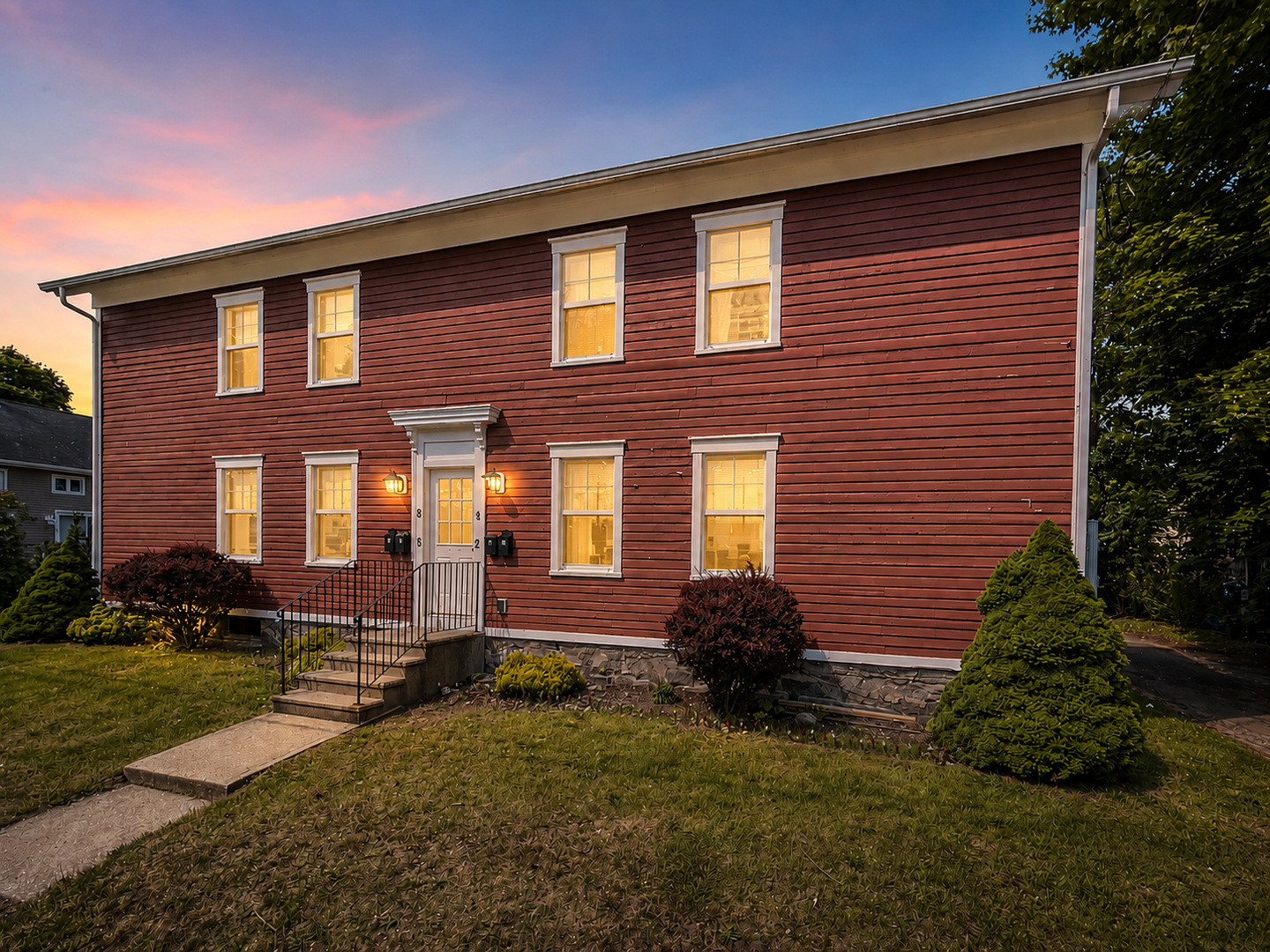 Taftville Apartment: 2- 8 South 4th Avenue