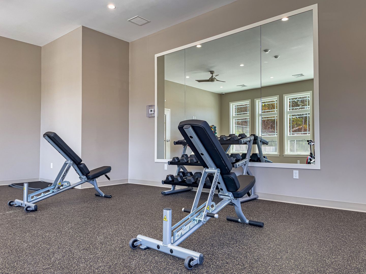 Gym at Westledge Apartments LLC (4 of 6)