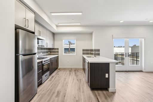 Fall Savings - ONE MONTH FREE on Select Two-Bedroom Units! – photo 1