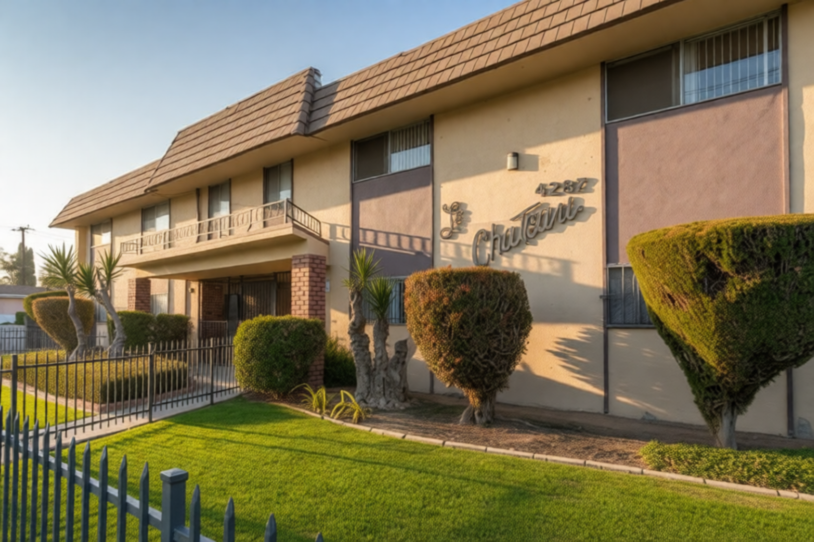 Lynwood Apartment: Le Chateau