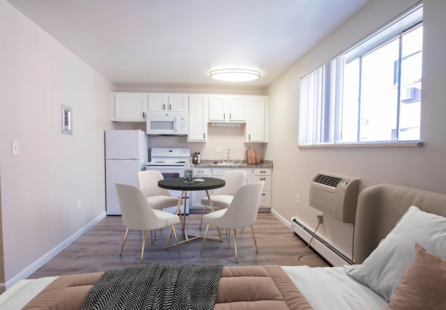 Aurora Apartment: The Stapleton Apartments