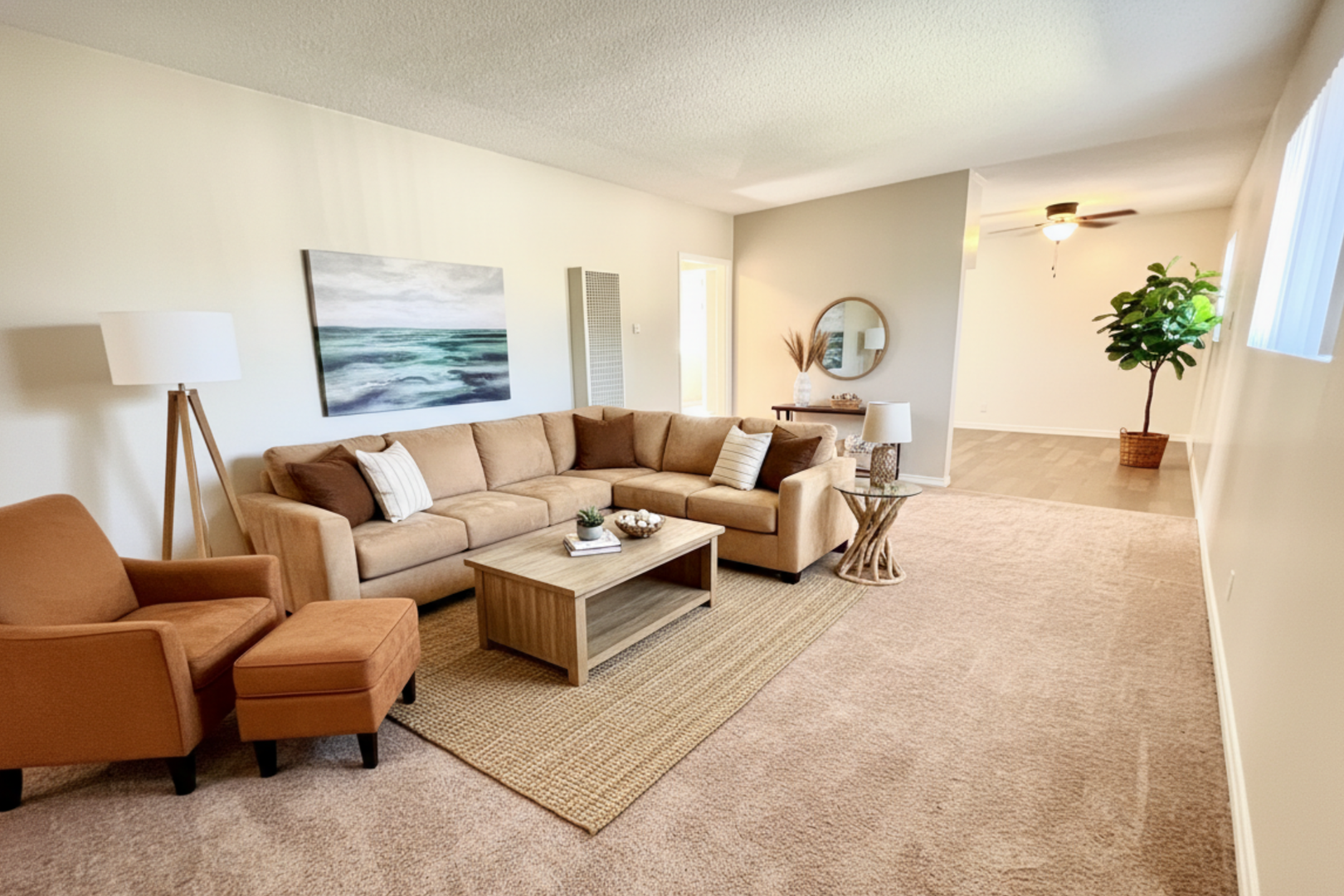 Lynwood Apartment: Le Chateau