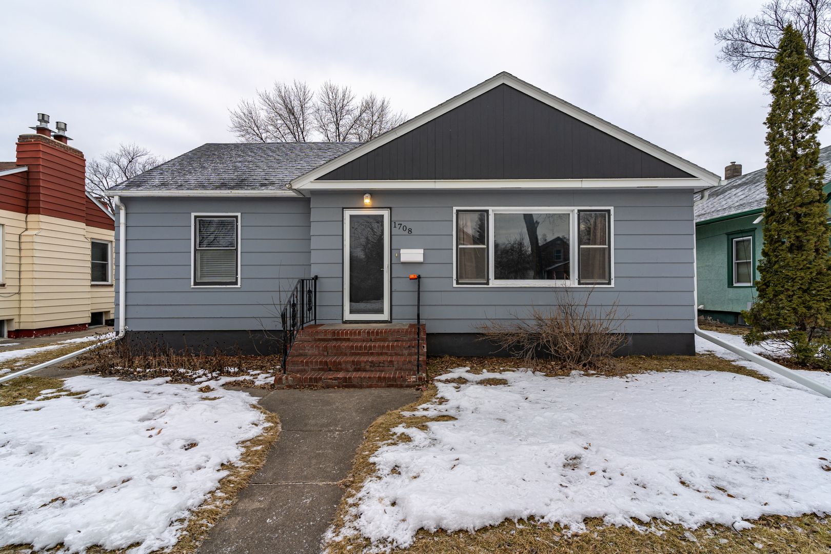 Grand Forks House: 1708 2nd Avenue N.