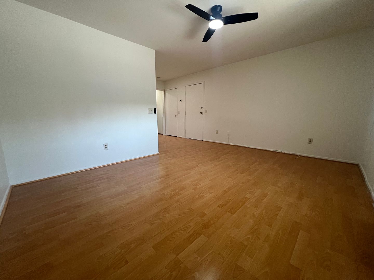 Glendale Apartment: 1001 Orange Grove Ave