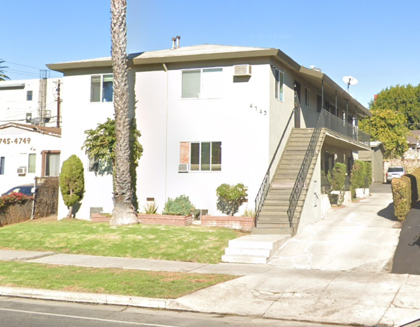 Los Angeles Apartment: 4743 Beverly Blvd.