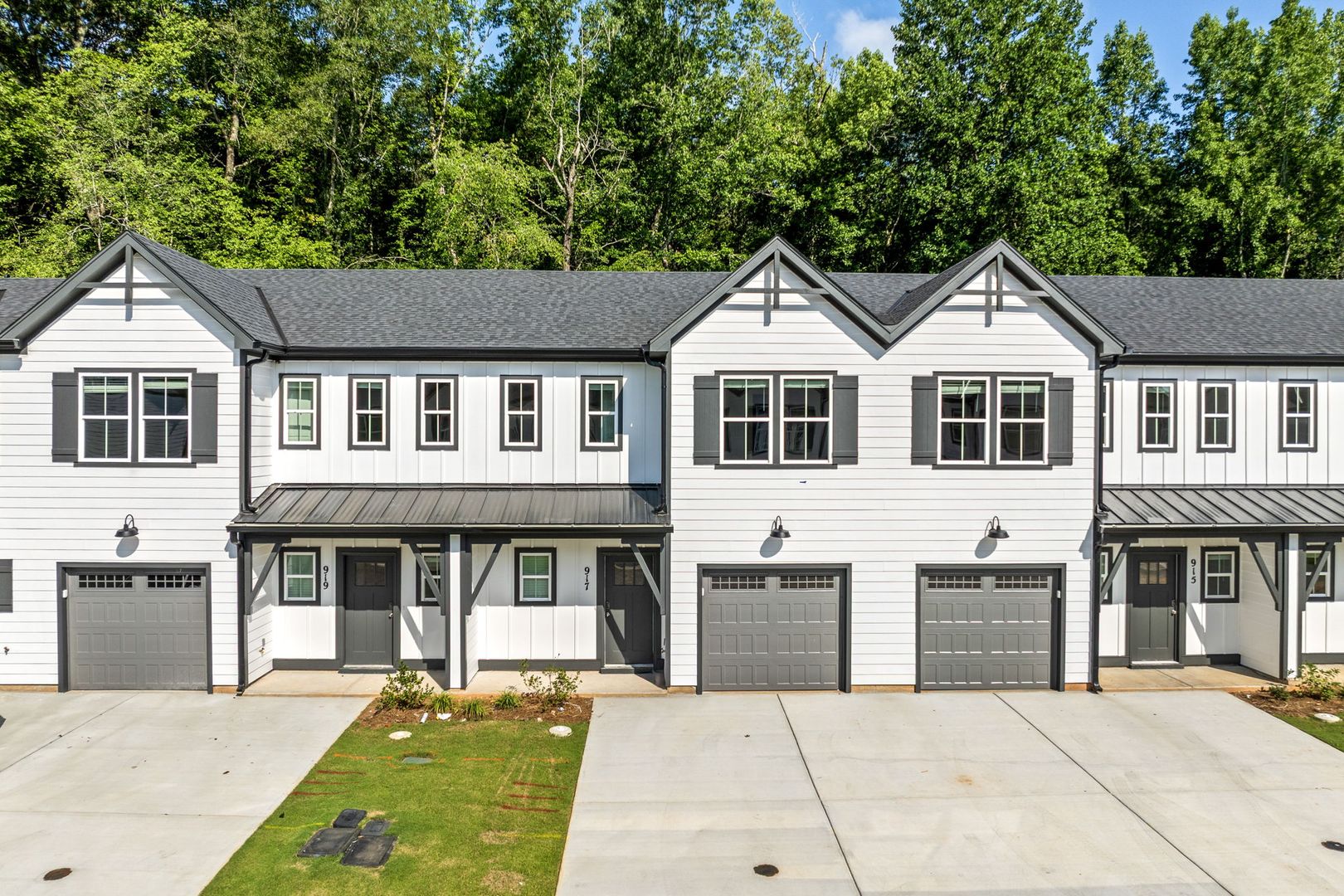 Auburn Townhome: 917 Winslow Ct.