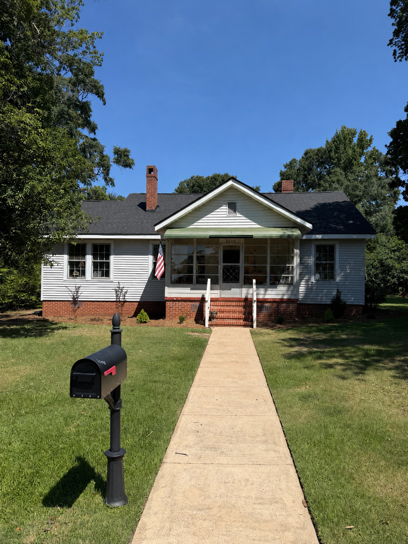 Opelika House: 2808 3rd Avenue