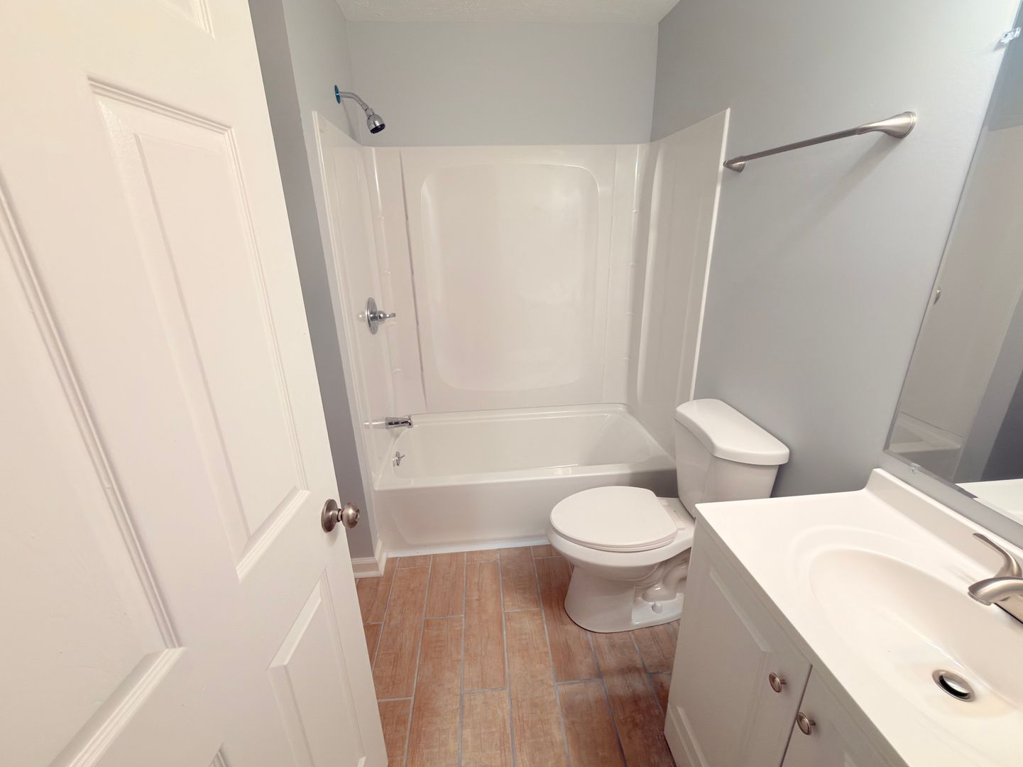 Louisville Apartment: 100 E Florence Ave