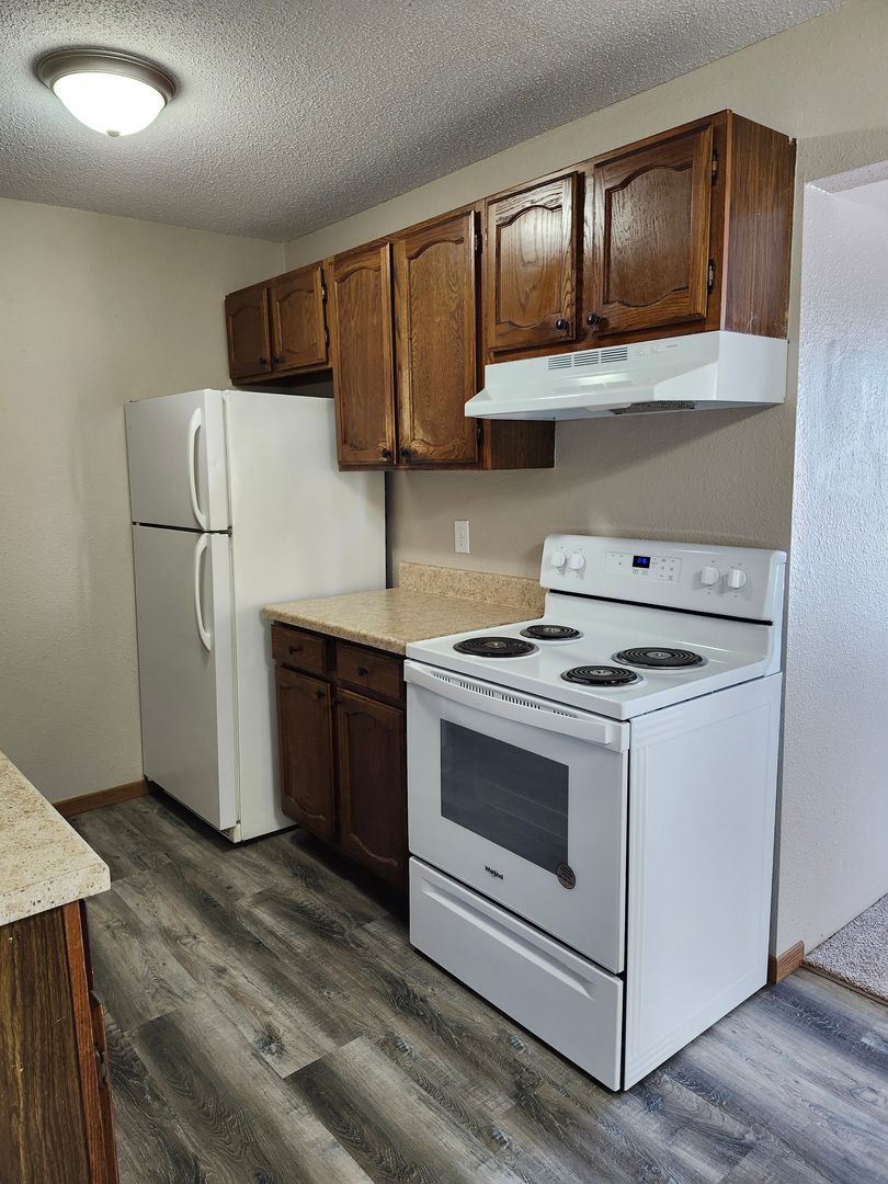 East Grand Forks Apartment: 1720 5TH Ave NE