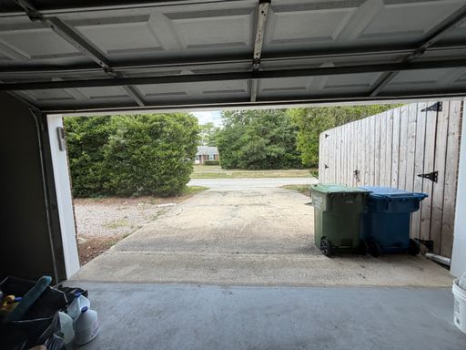 Listing photo thumbnail