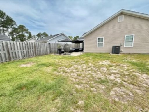 Listing photo thumbnail