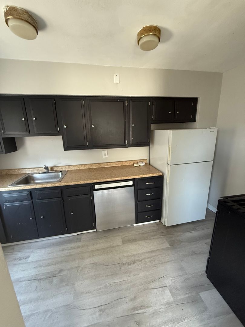 New Kensington Apartment: 427-429 Freeport Rd