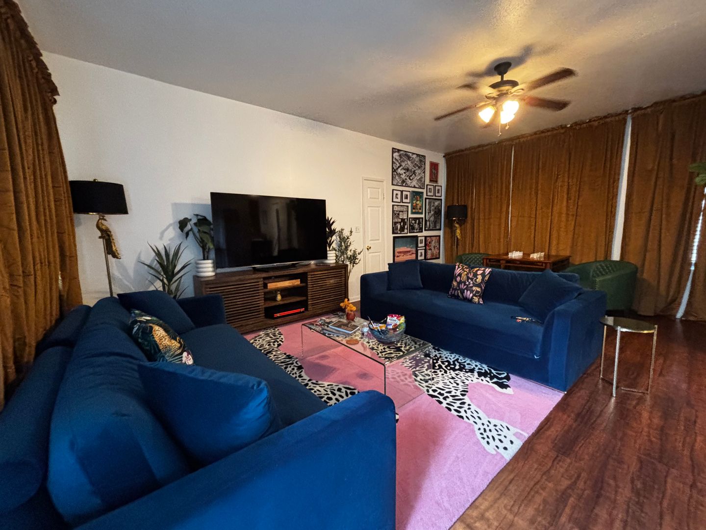 Glendale Apartment: 449 West Garfield Avenue
