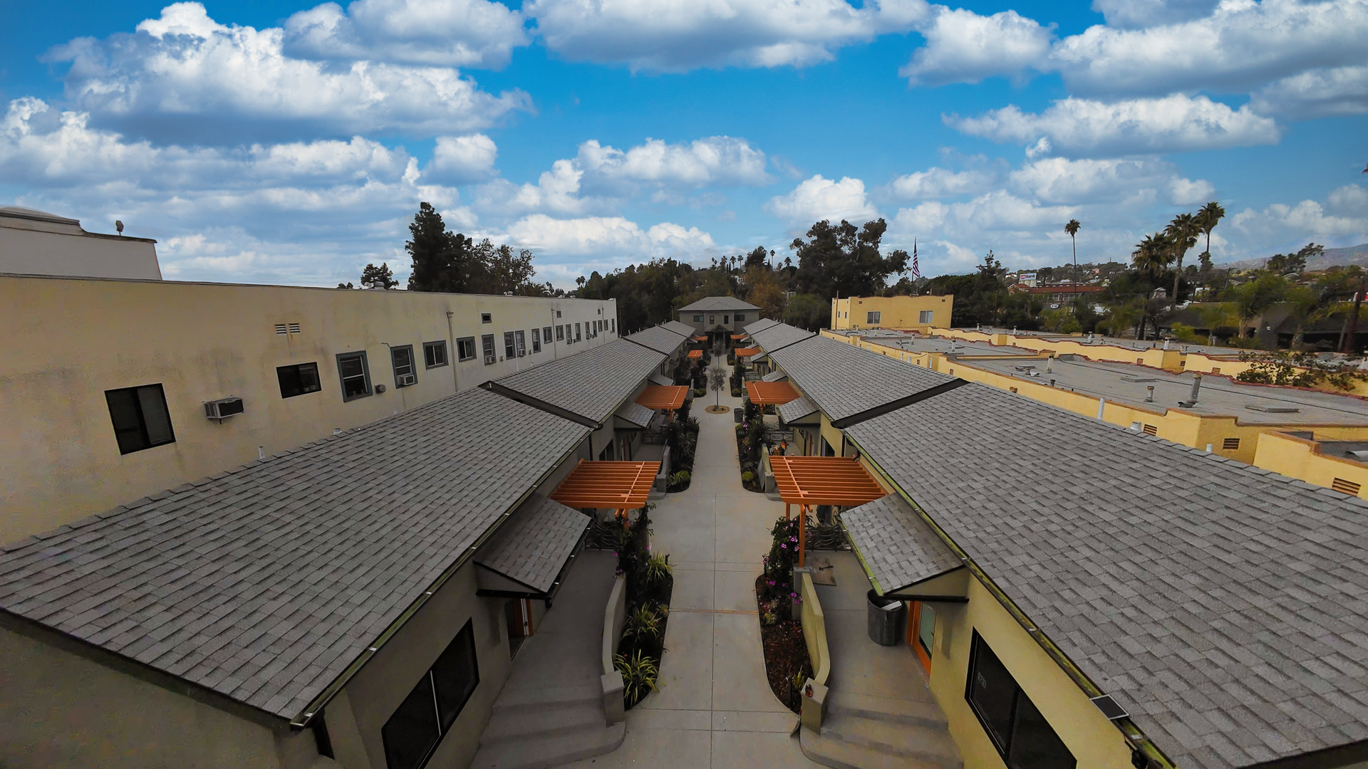 Los Angeles Apartment: 123 South Avenue 63